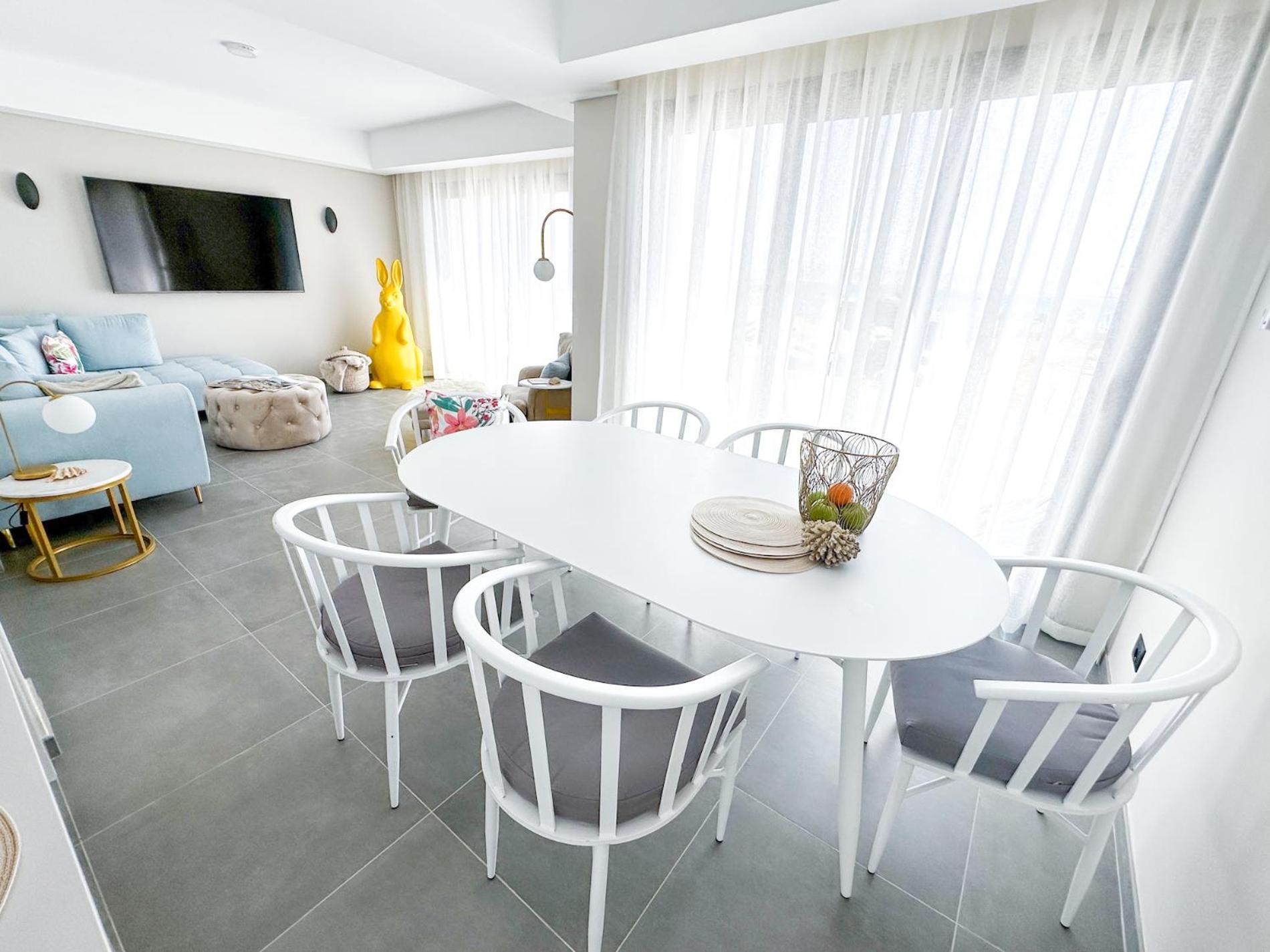 Supreme Beachfront 3br Soma Bay With Garden Villa