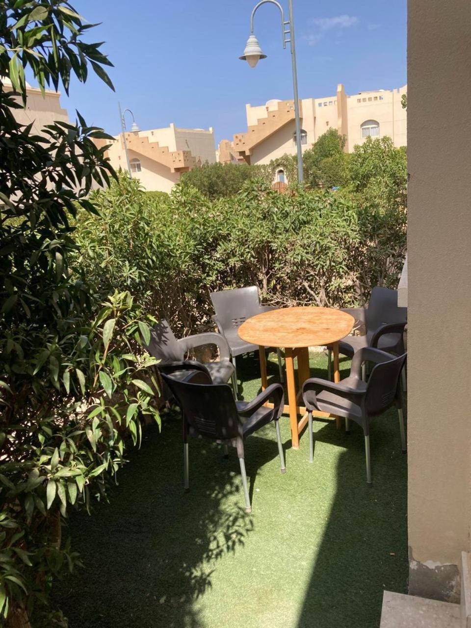 M-2bedroom Flat With Garden