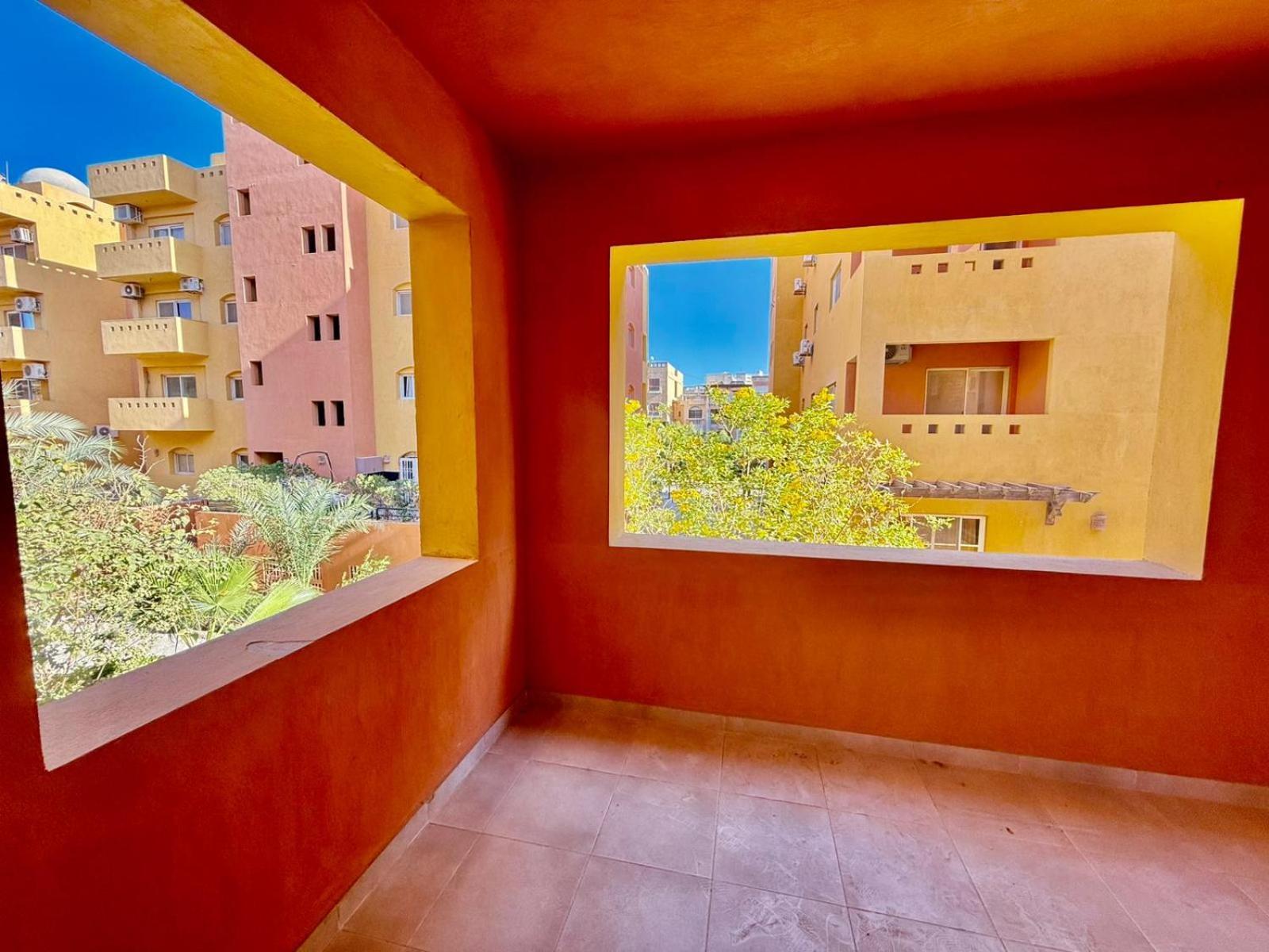 Modern 2br - Al Dora Resort, Apartment