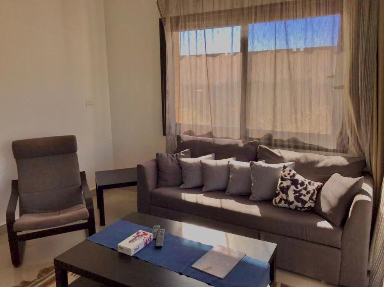 Stunning 1-bedroom In G Cribs Apartment Hurghada