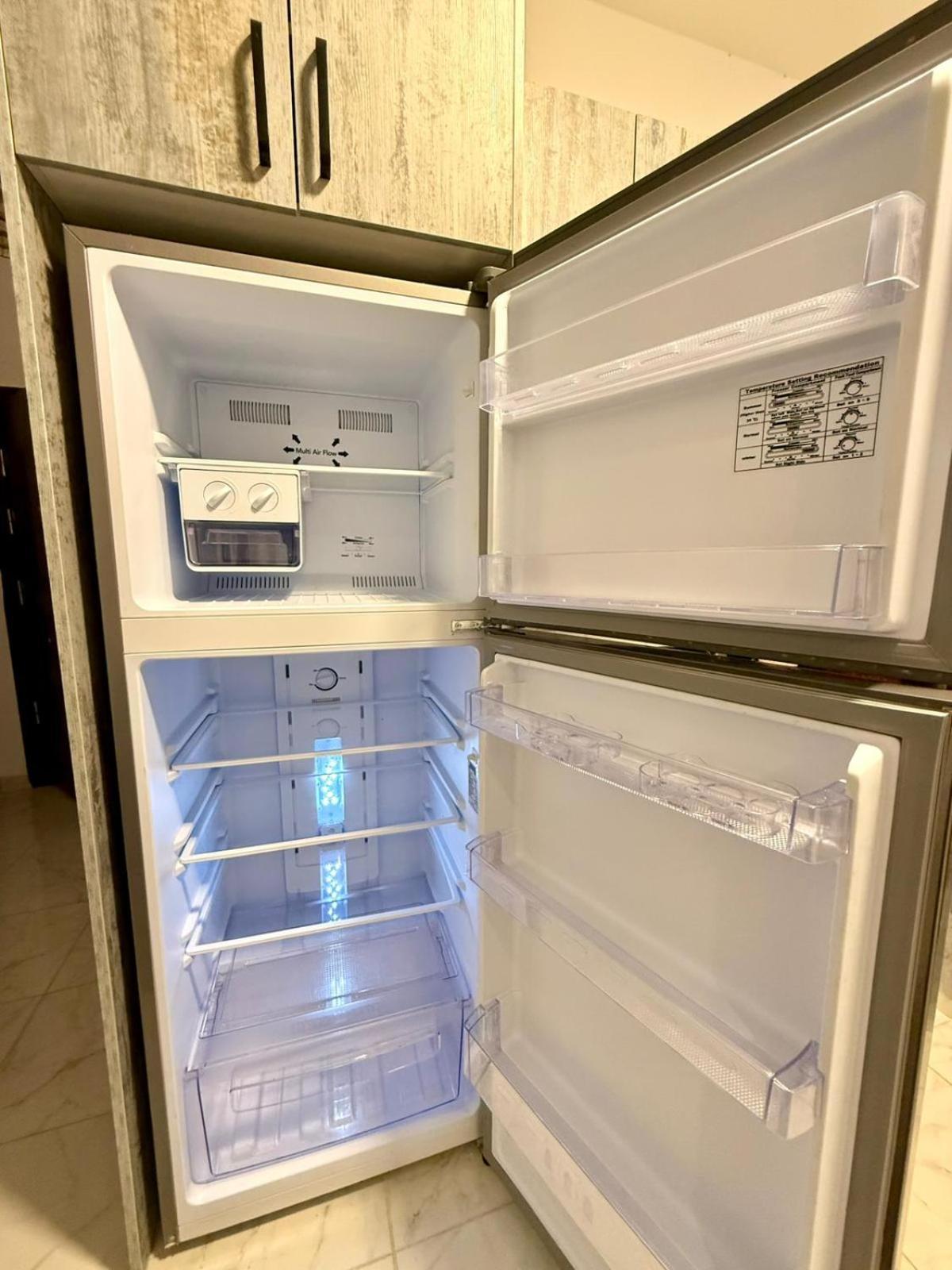 Modern 1br - Al Dora Resort, Apartment *