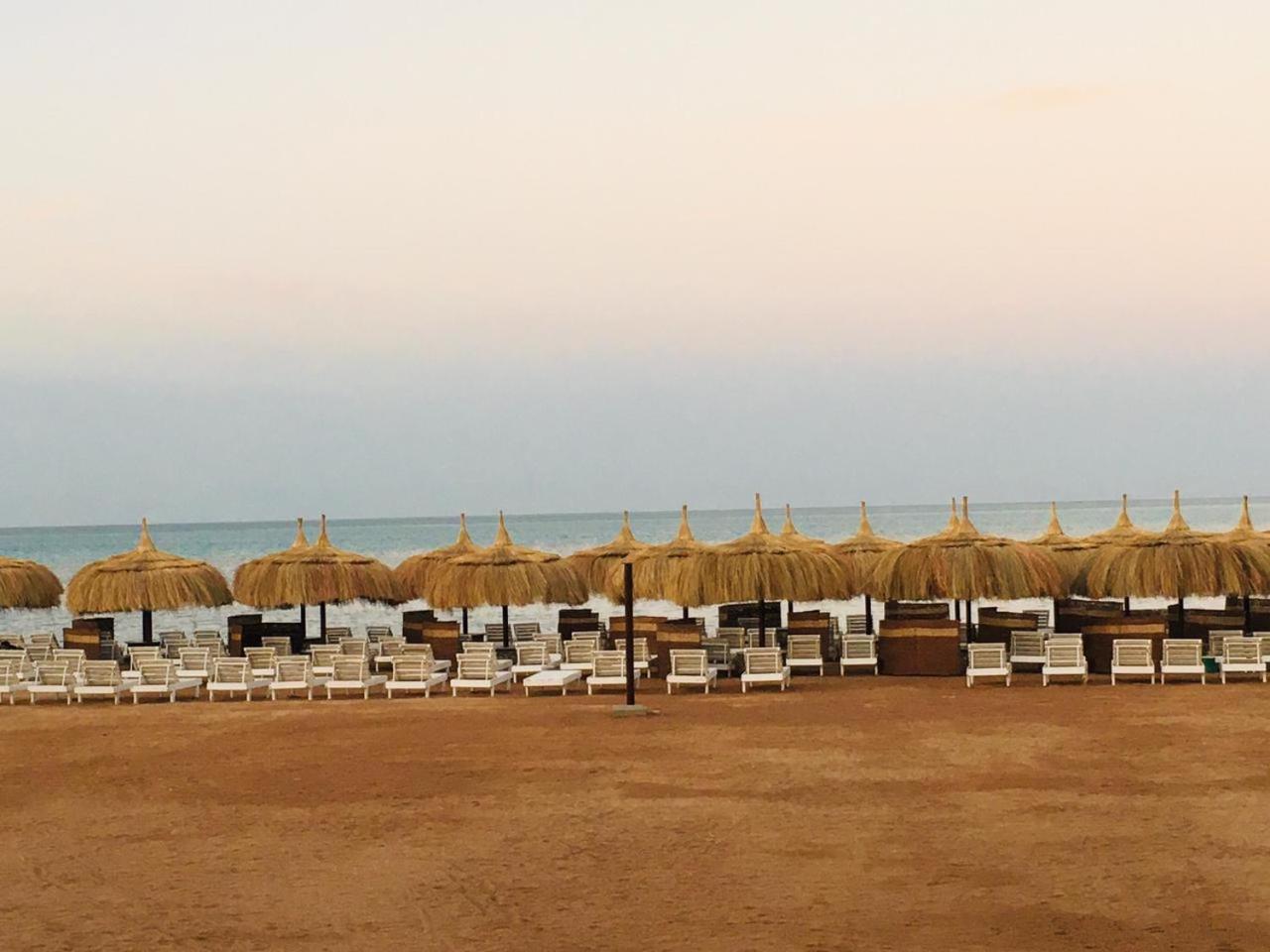 Fanadir Bay Boho Beachfront
