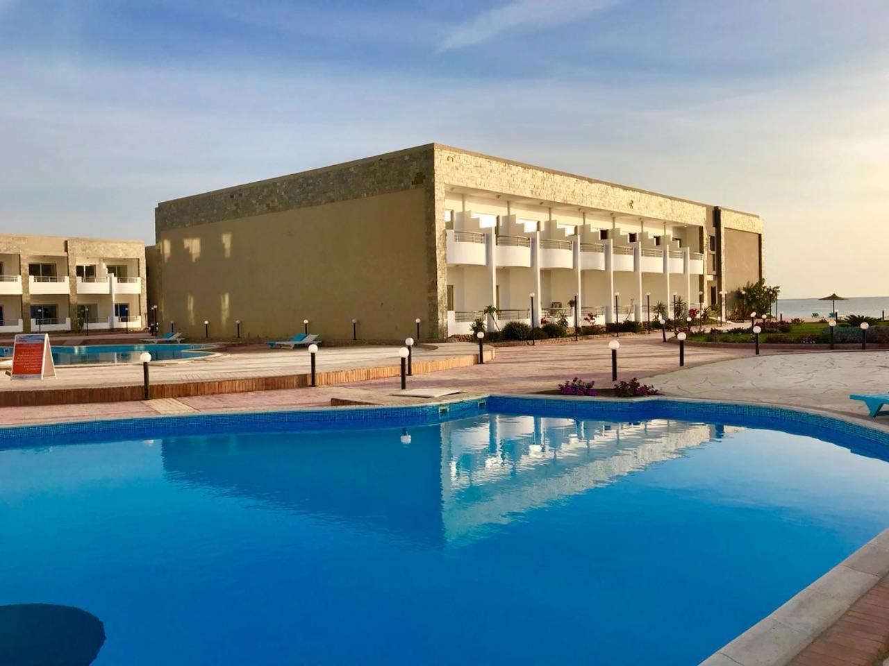 Luxury Cecelia Aparthotel *