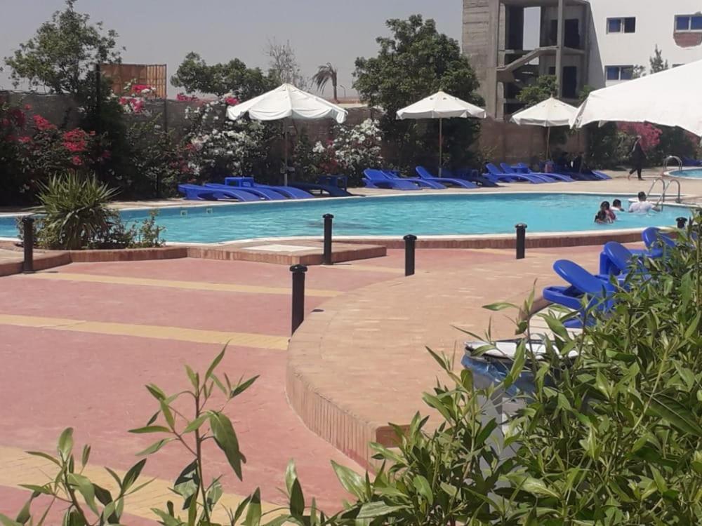 Luxury Cecelia Aparthotel *