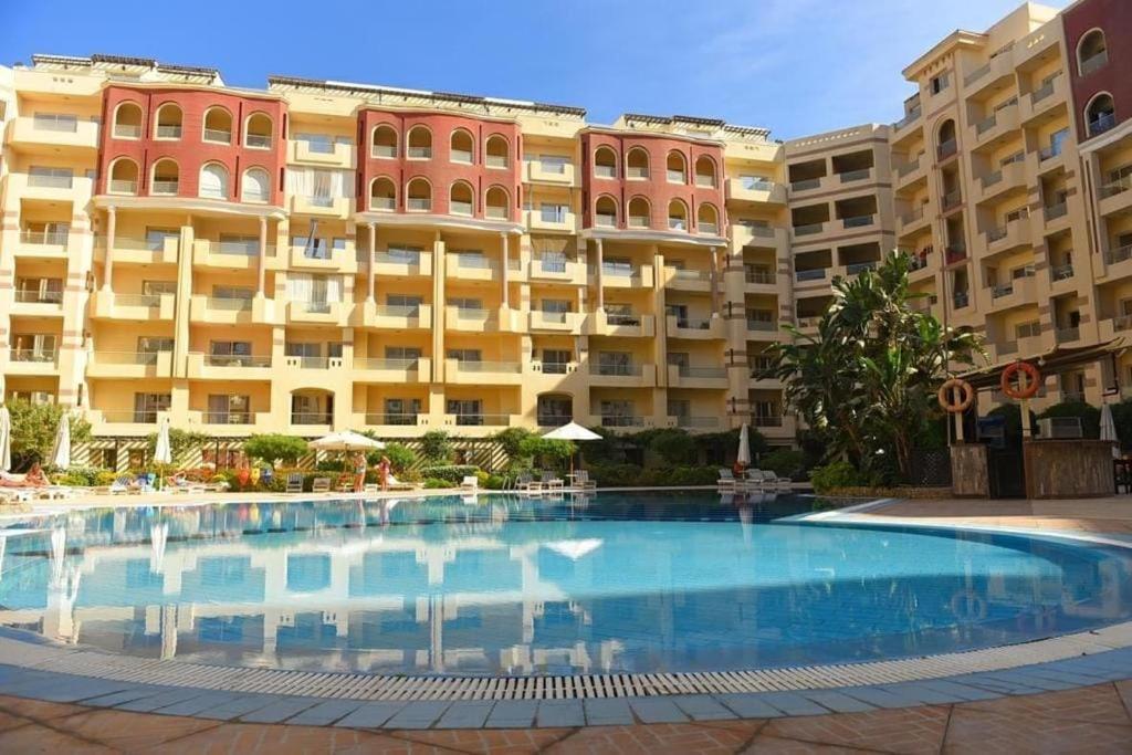 Florenza Khamsin Aparthotel