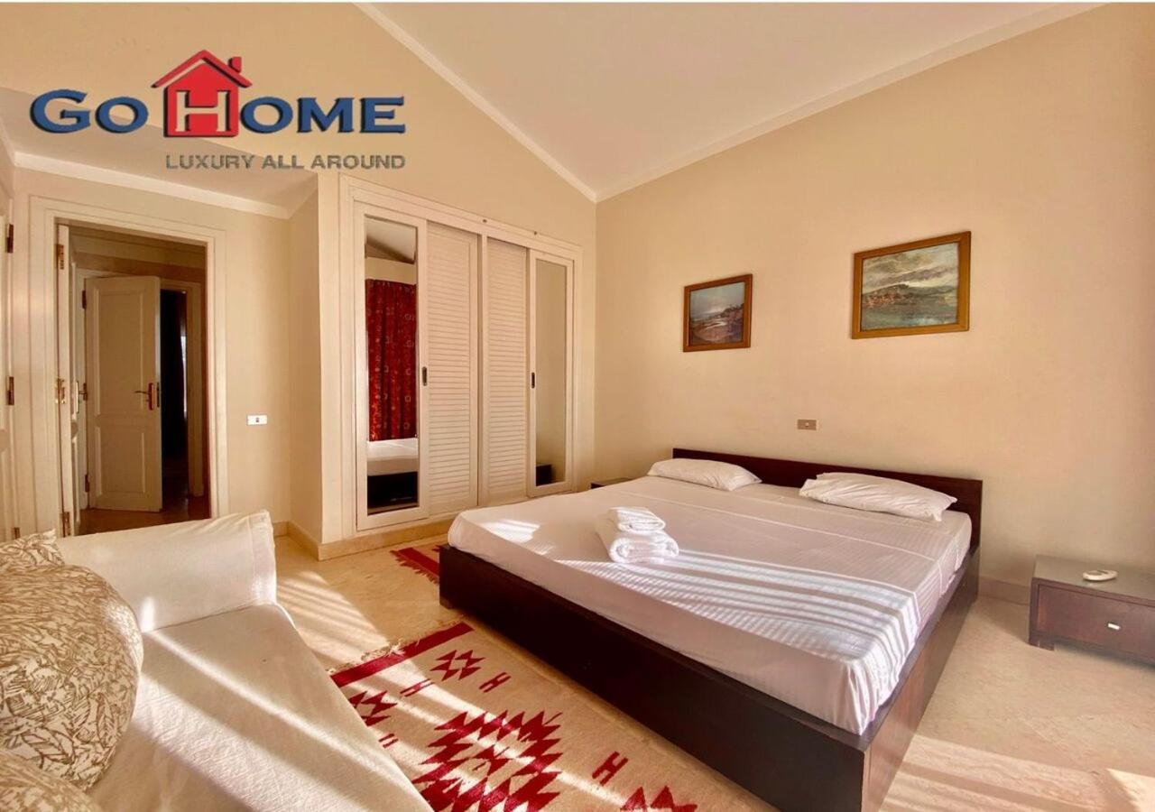 Stylish 4 Bedroom With A Private Pool V15 At White *