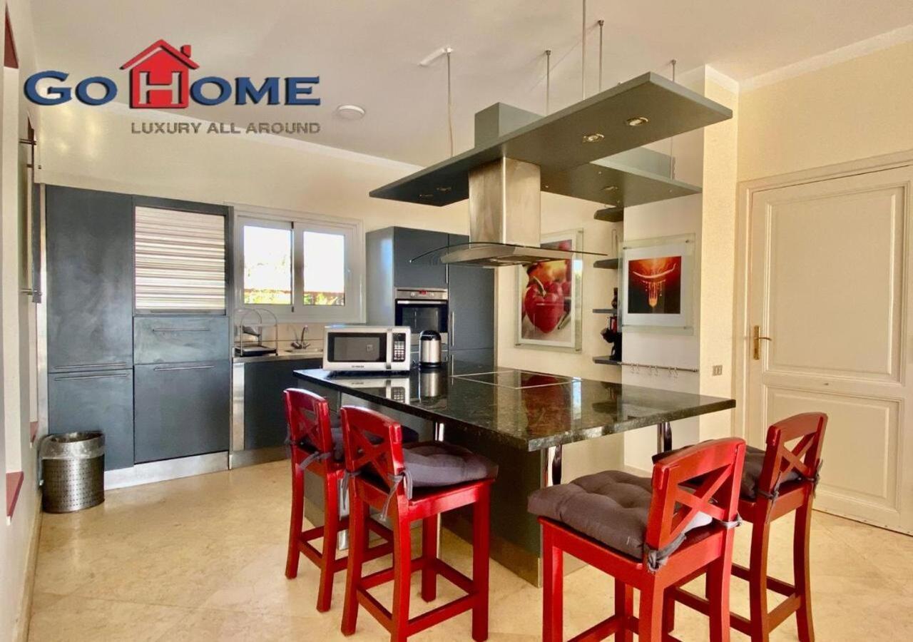 Villa Stylish 4 Bedroom With A Private Pool V15 At White