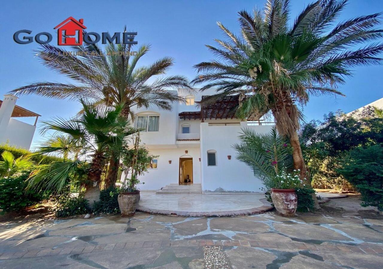 Stylish 4 Bedroom With A Private Pool V15 At White *
