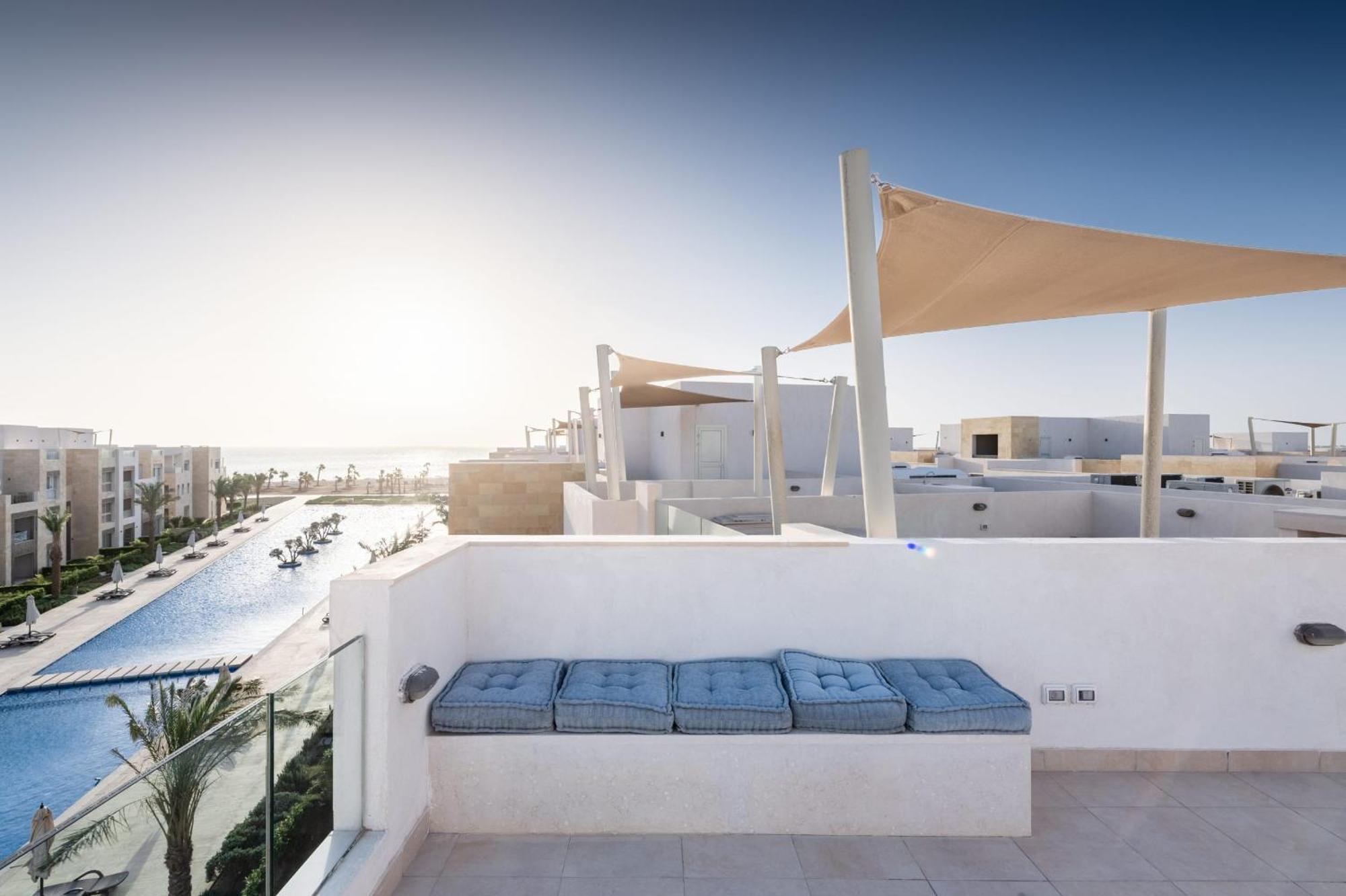 Seascape 1 Bdr Mangroovy Pool & Sea View Apartment