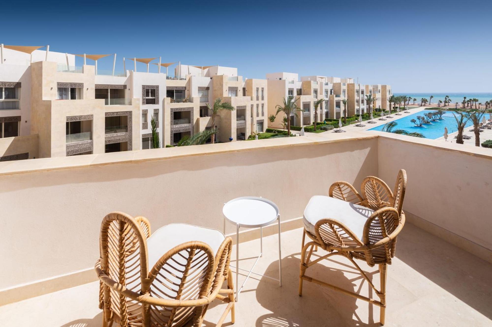 Seascape 1 Bdr Mangroovy Pool & Sea View Apartment
