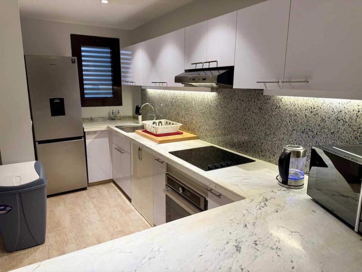 Pousada Picturesque 3br Villa- Free Lagoon Access Elgouna Hurghada