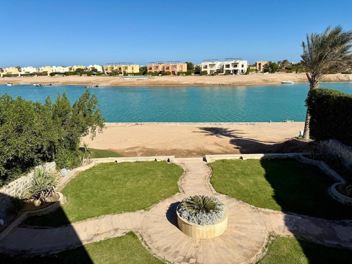 Pousada Picturesque 3br Villa- Free Lagoon Access Elgouna Hurghada