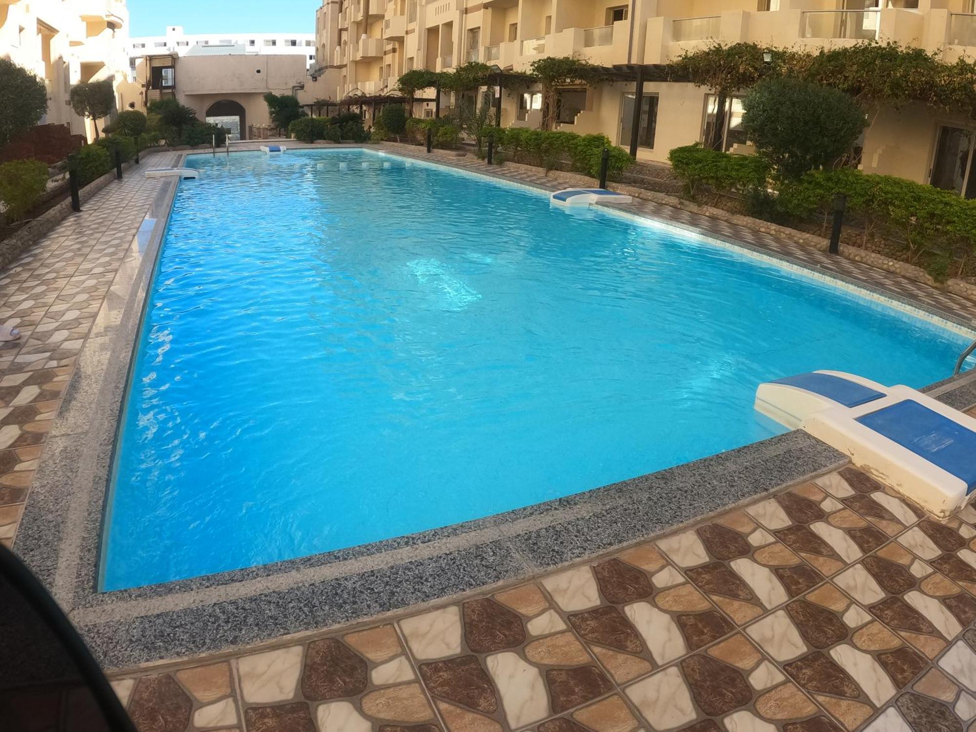 Aparthotel Dive Pool