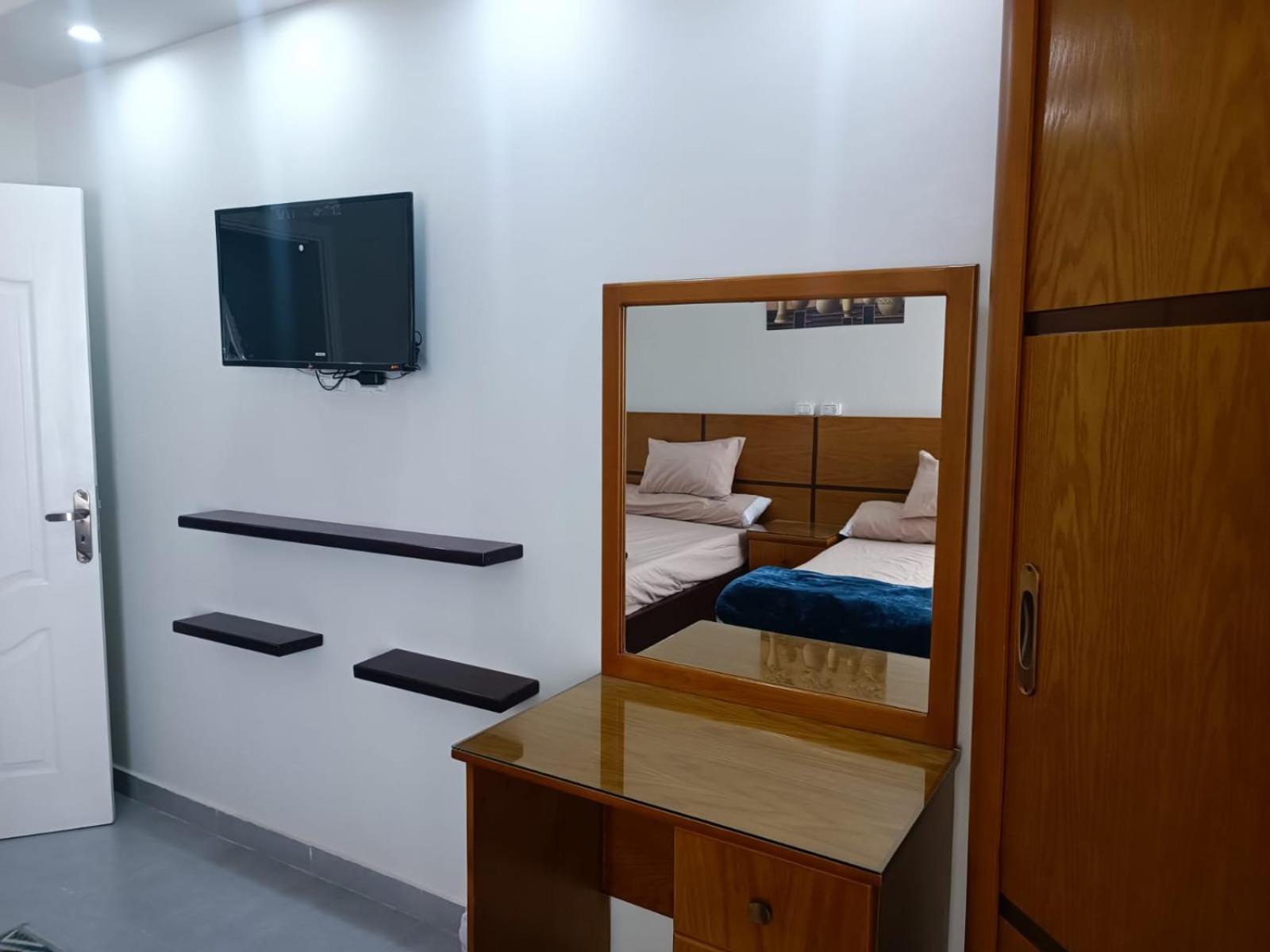 Seaview Apt, Central, Near Azur Hotels, Acess, Free Wifi *
