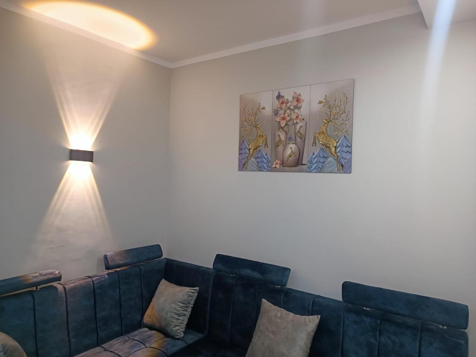 Apartment Seaview Apt, Central, Near Azur Hotels, Acess, Free Wifi