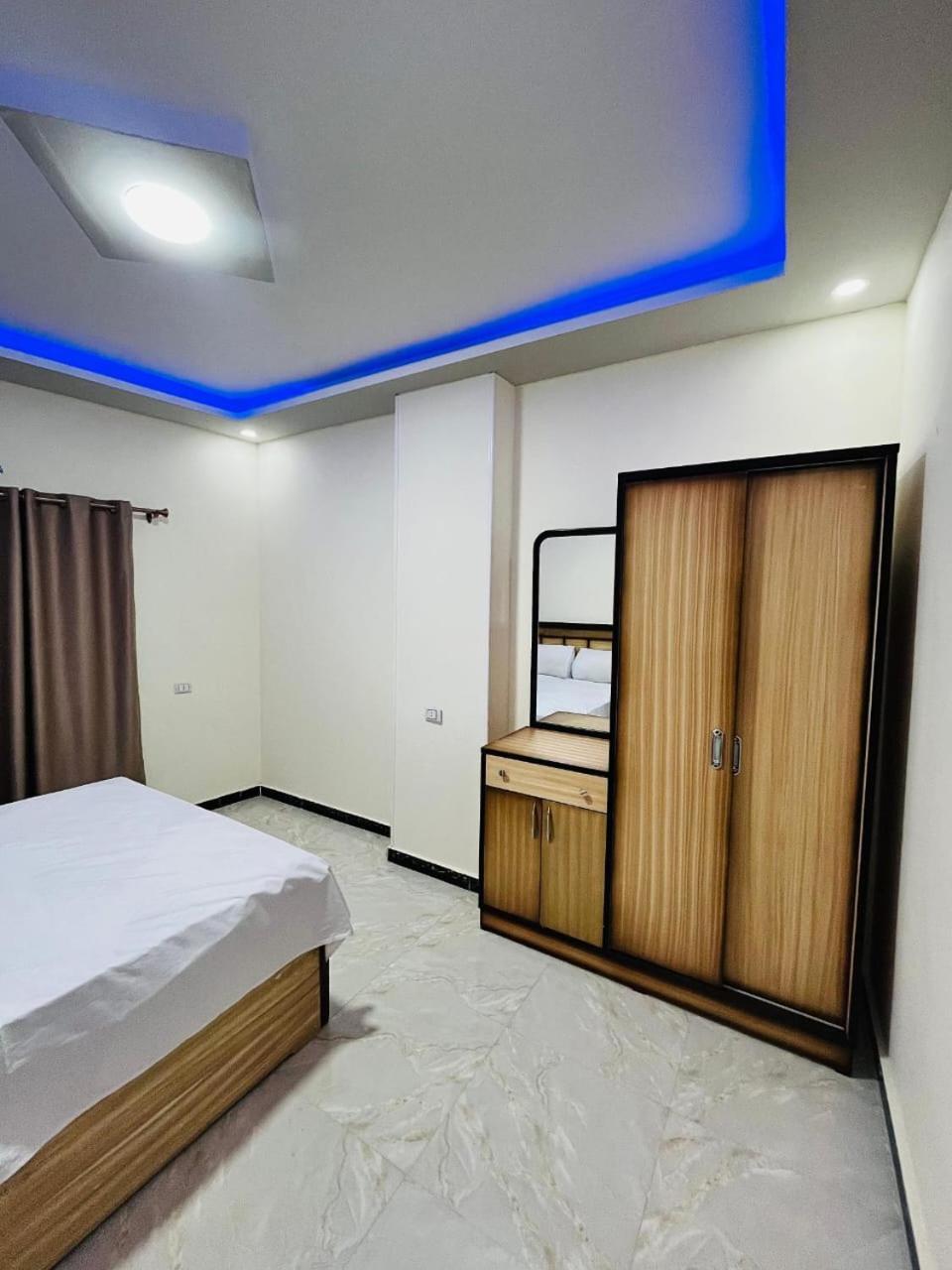 Aparthotel Royal Palace *