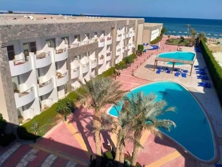 Cecelia Challet Aparthotel