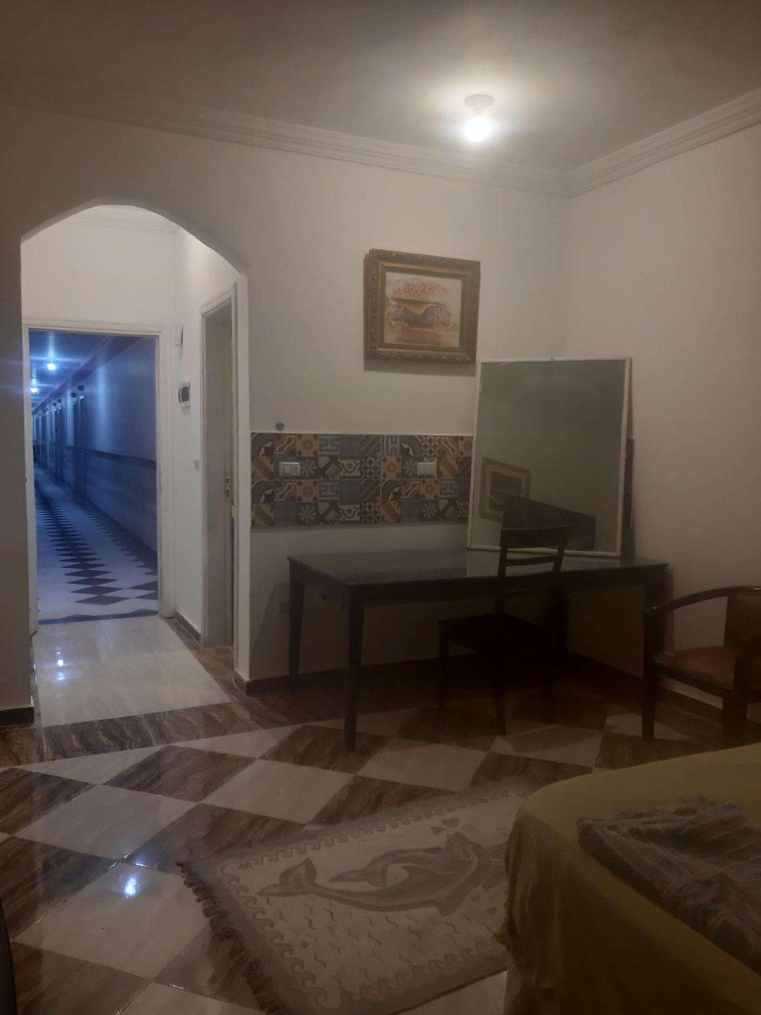 Downtown Near Gym Pool Shops Walking Distance From Entertainment And Shopping Hurghada
