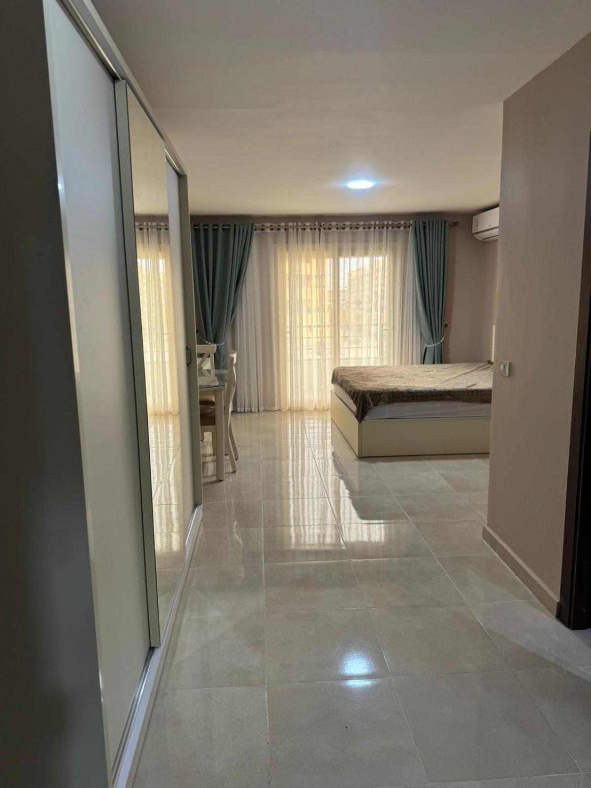 Tiba Golden Apartment *