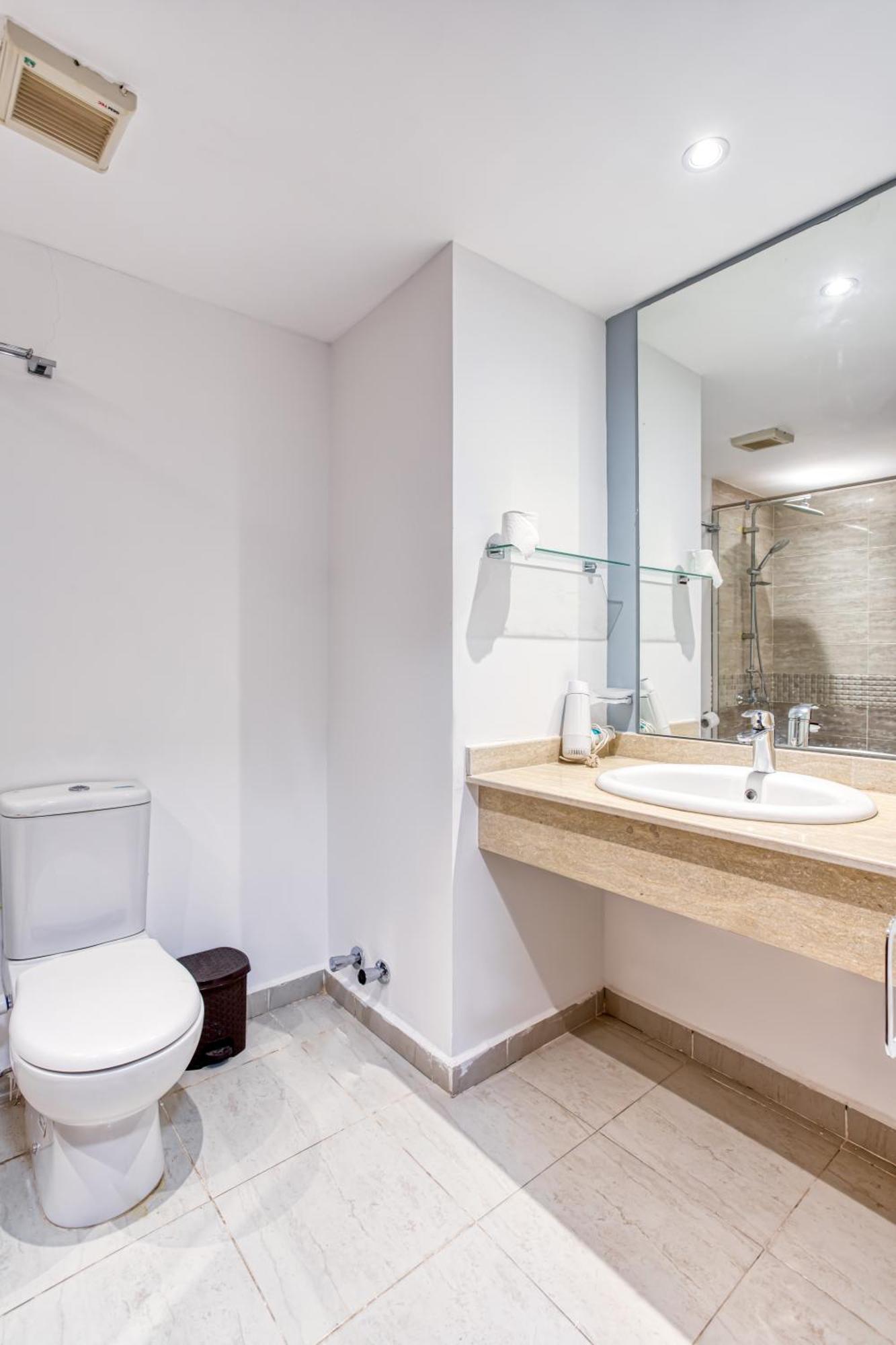 Apartment In A Touristic Area - Al Mamsha *
