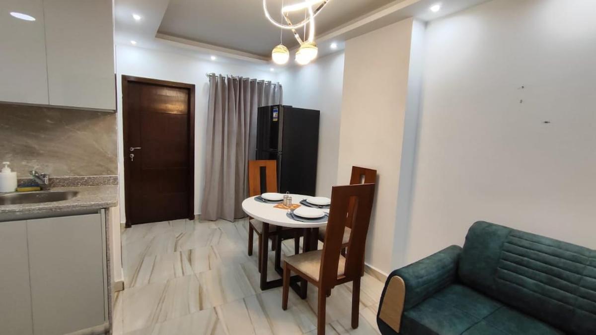Stylish Sunny 1br Apartment