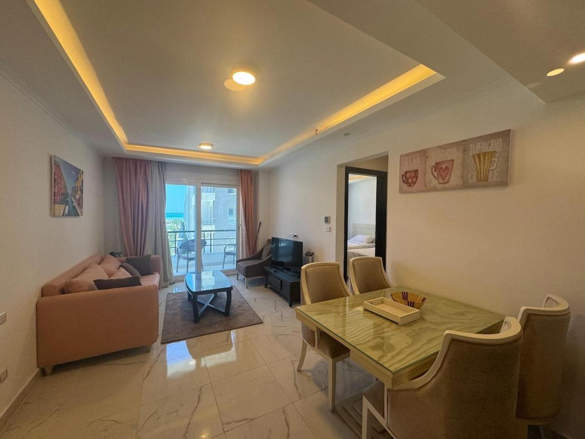 Apartment Cozy One Bedroom In A Compound With Ac