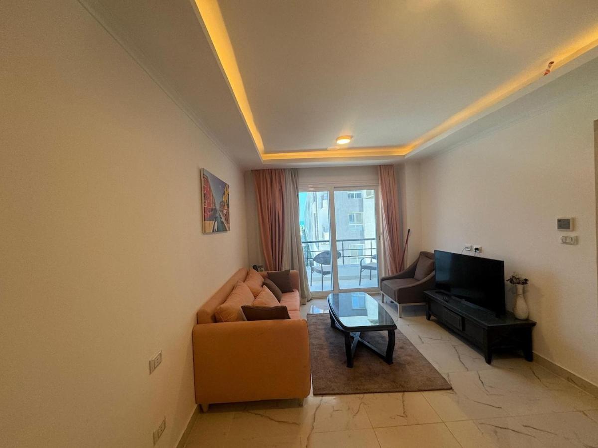 Cozy One Bedroom In A Compound With Ac Hurghada