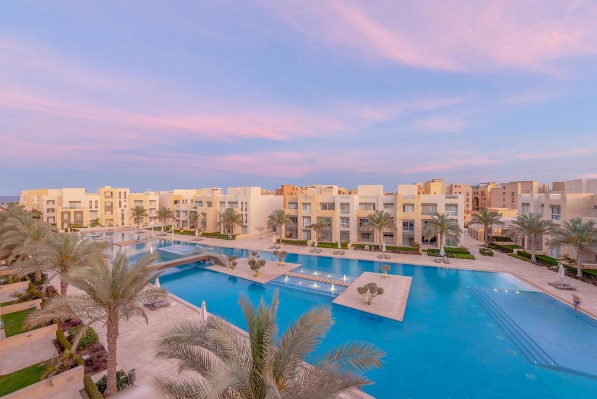Coastal Vibe 2br Mangroovy Gouna With Rooftop Cinema, Bbq, Pool & Access *