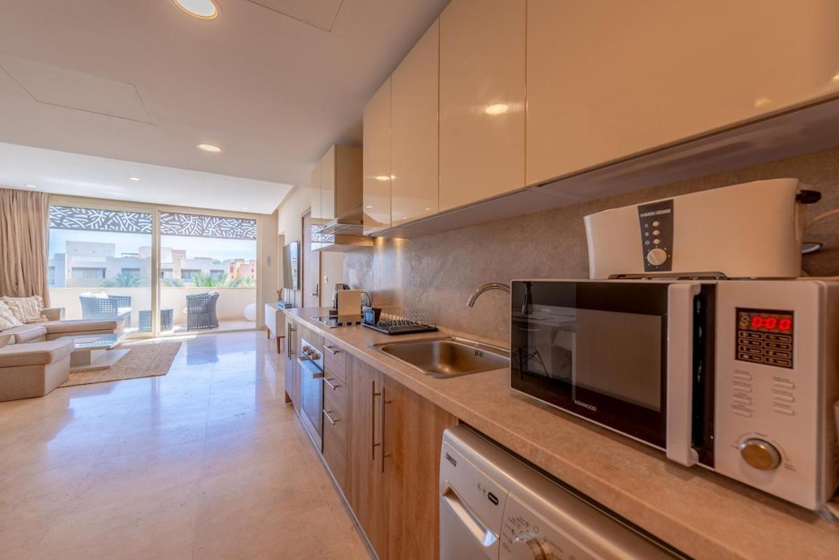 Coastal Vibe 2br Mangroovy Gouna With Rooftop Cinema, Bbq, Pool & Access Hurghada