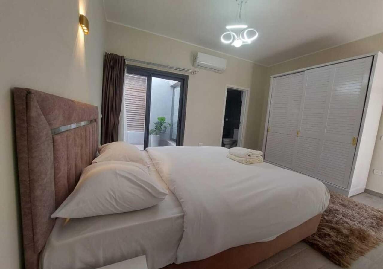 Private 2br With Private Heated Pool At Bali D3 Apartment
