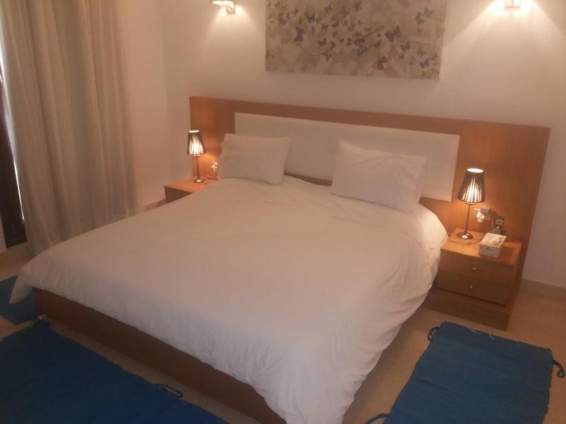 Marina Abu Tig- 3 Master Bedrooms *