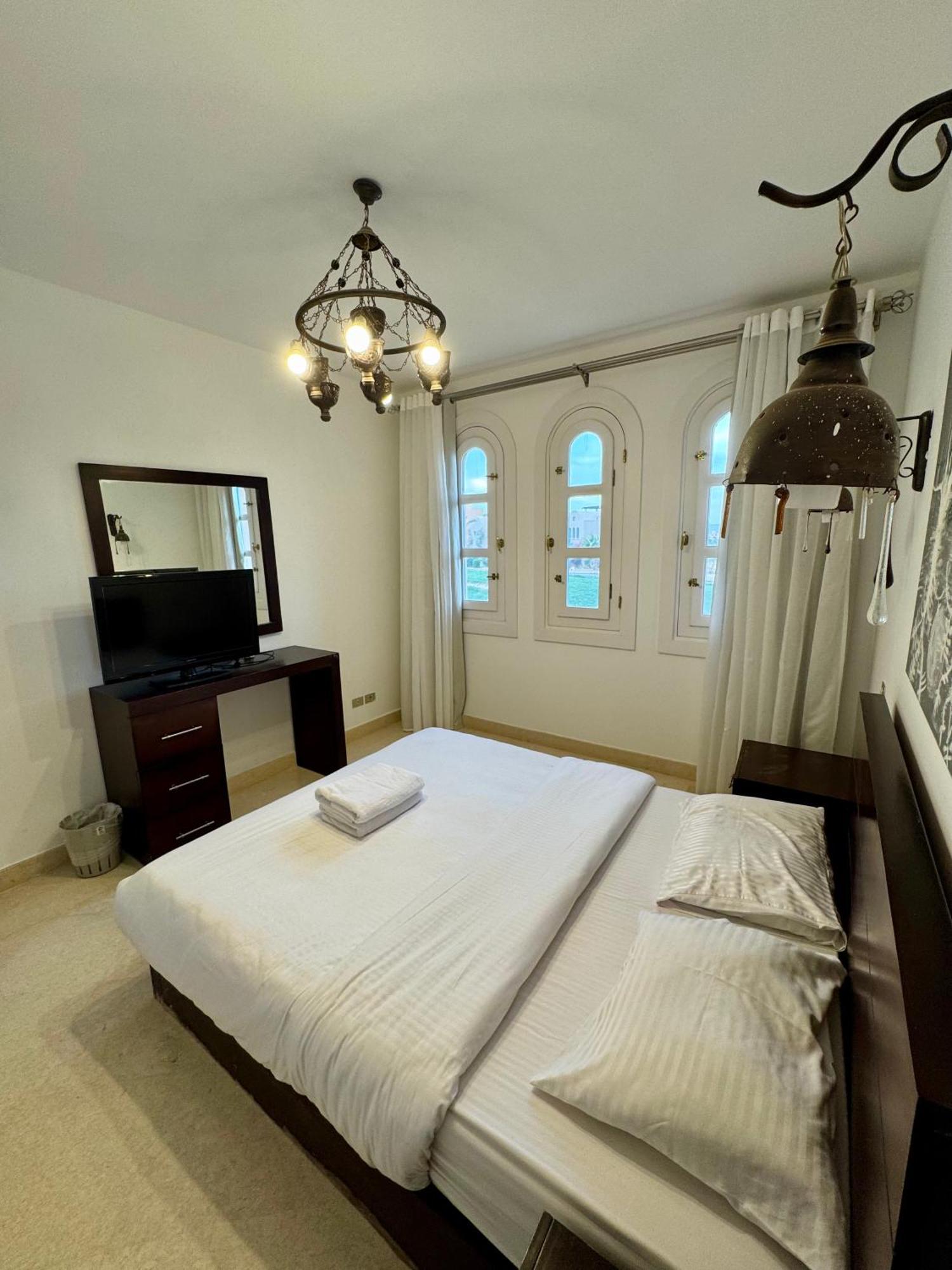 G20-1-5 El Golf Apartment Hurghada