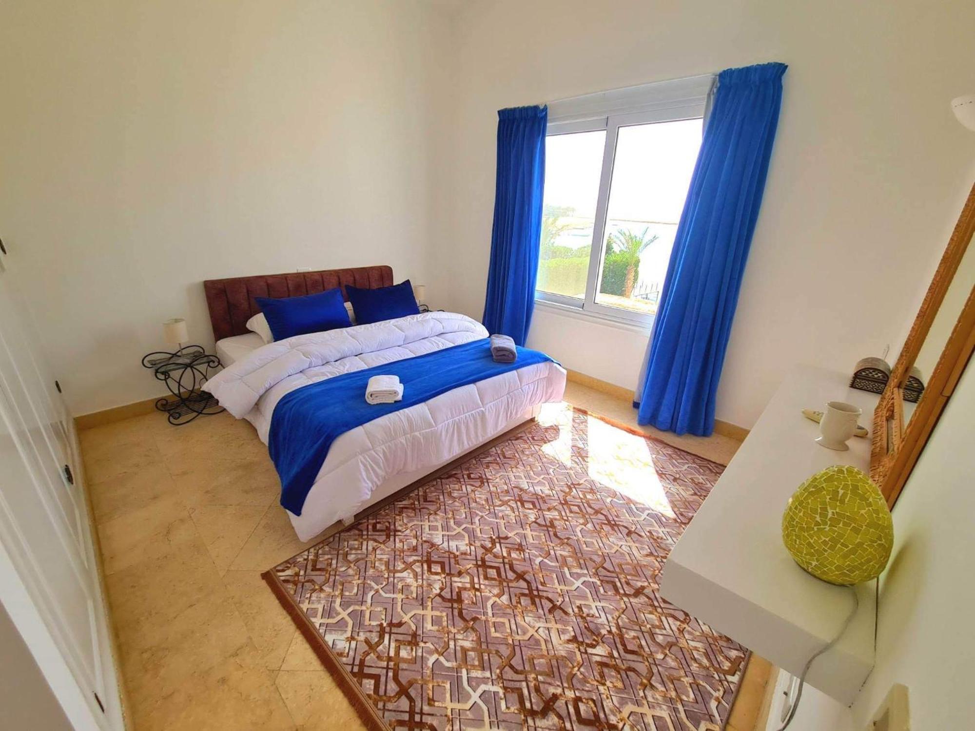 Villa White