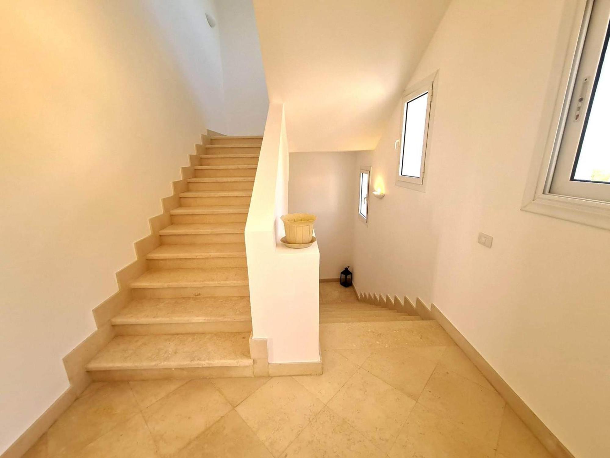 Villa White *