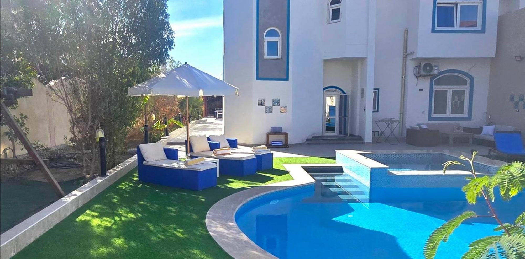 Luxury Royal Blue Family 8pers Private Pool *