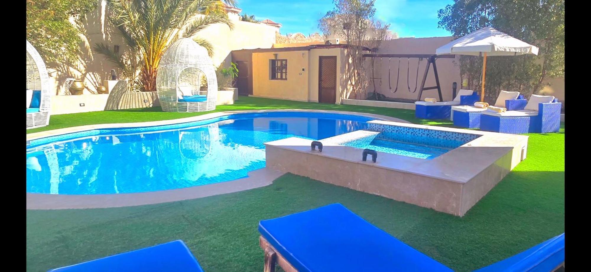 Luxury Royal Blue Family 8pers Private Pool Hurghada