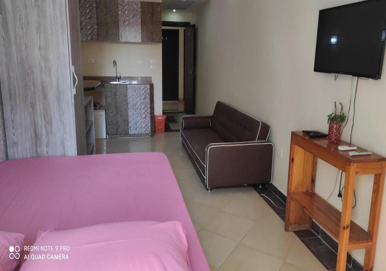 Apartment Lovely Sunny Front, Near Senzo Mall Free Wifi Hurghada