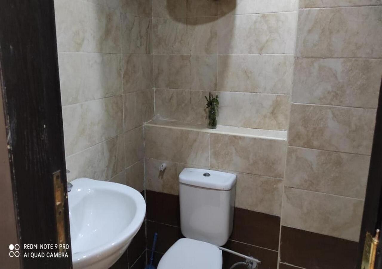 Lovely Sunny Front, Near Senzo Mall Free Wifi Apartment *