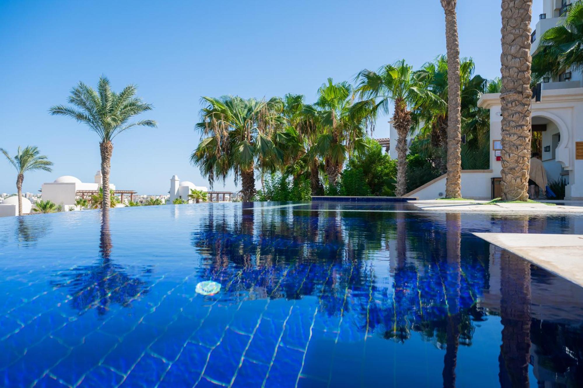 Nayah Stays, Ancient Sands Luxurious Pool Terrace *