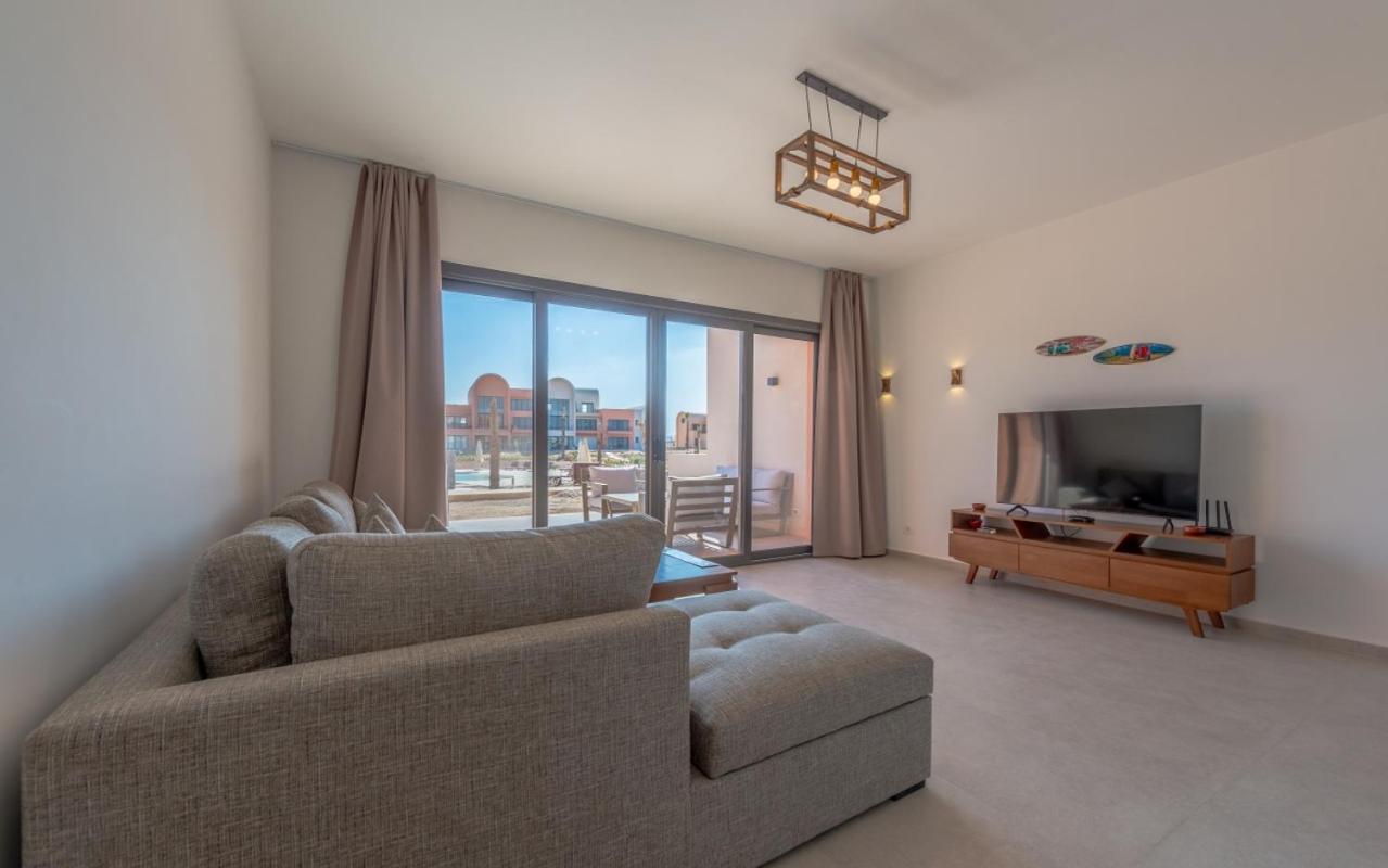 Spacious 1br In Kamaran El Gouna L Pool View Terrace Apartment *