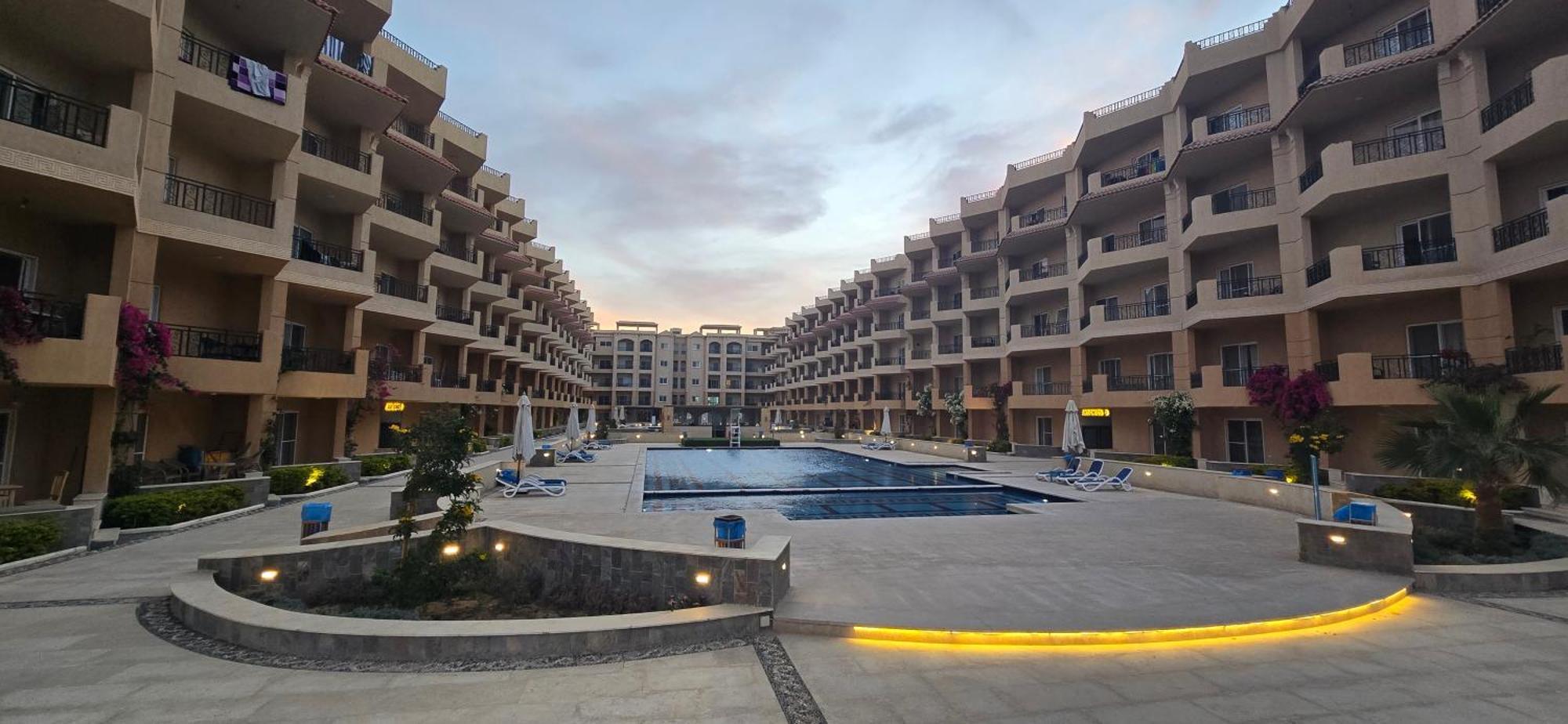 Apartment Hurghada, Two Bedroom Challet ,sea And Pool View Hurghada
