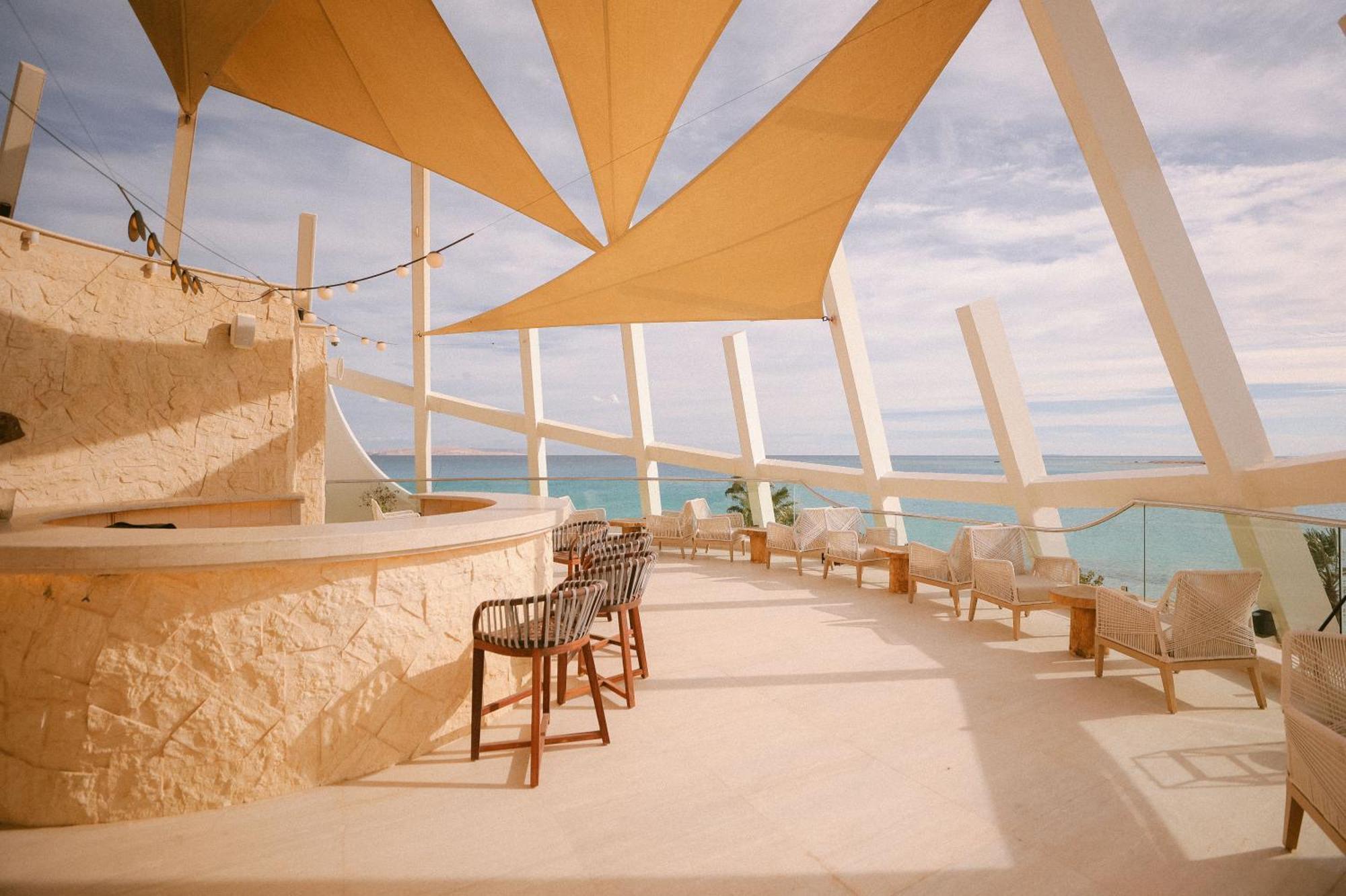 Tawila Island Resort *