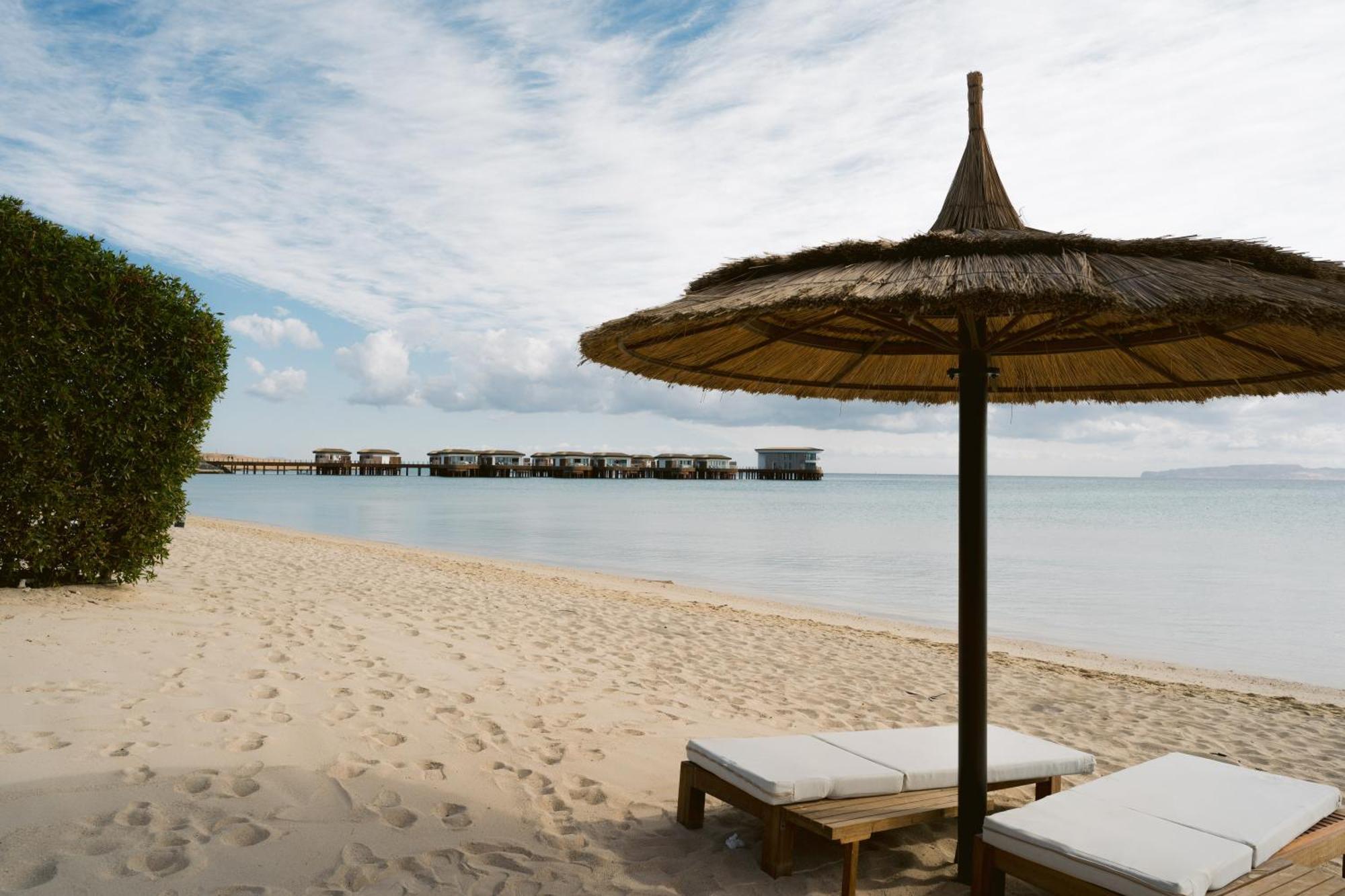 Resort Tawila Island *