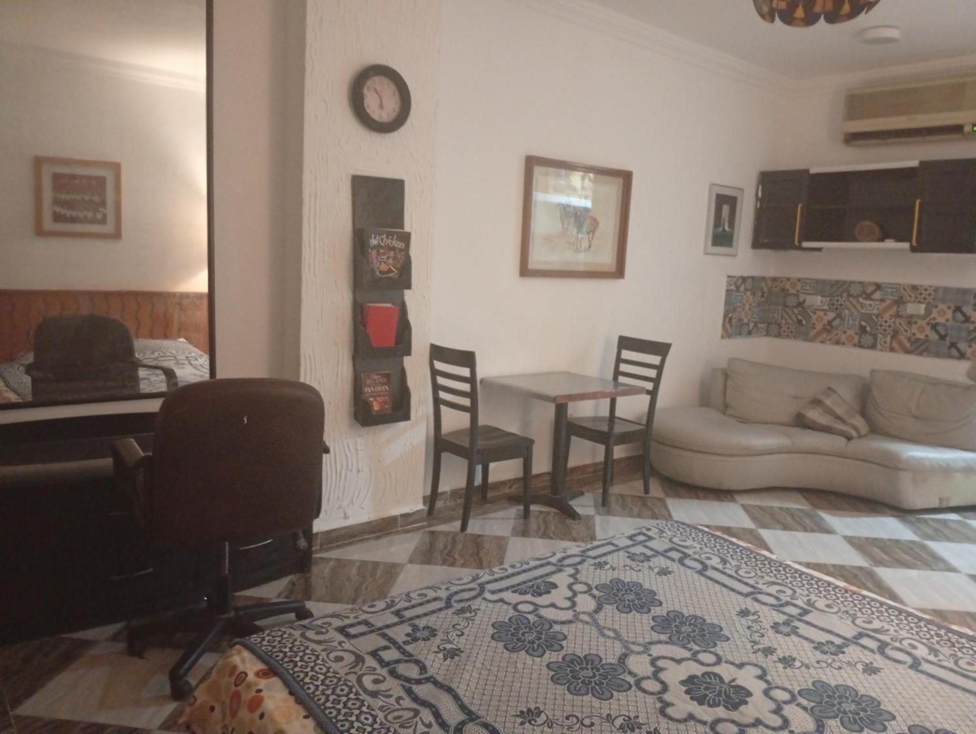 Downtown Near Gym Pool Shops Walking Distance From Entertainment And Shopping Apartment Hurghada