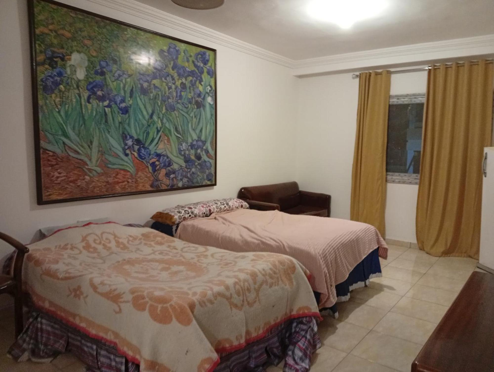 Downtown Near Gym Pool Shops Walking Distance From Entertainment And Shopping *