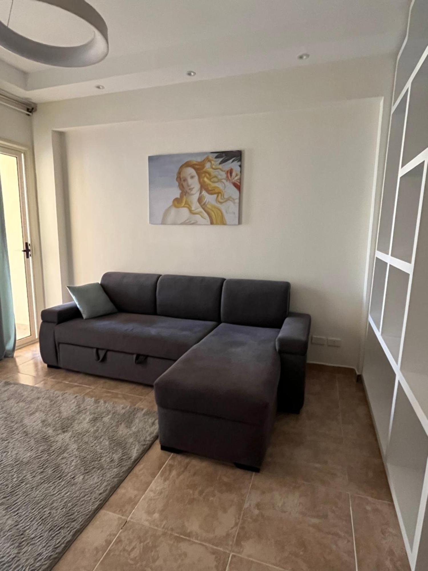 Florenza Apartment *