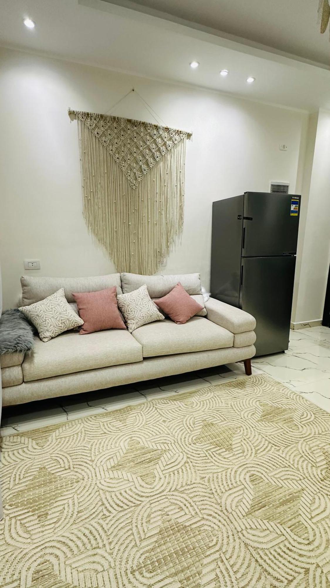 Hasnaa Apartment *