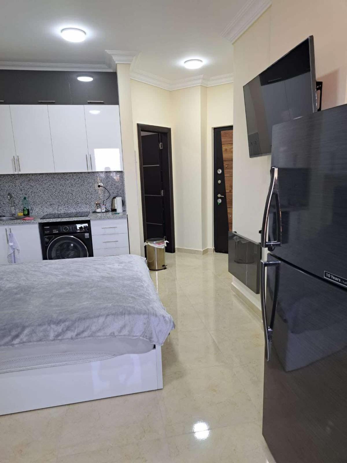 Apartment Front Flat In *