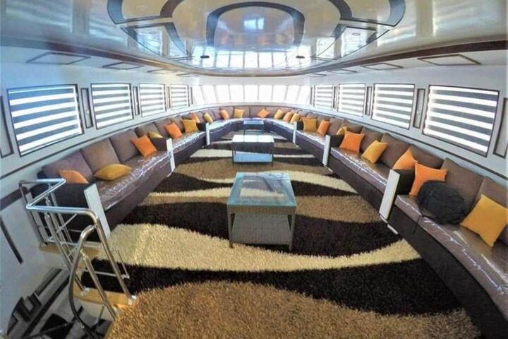 Botel Happy Journeys Hurghada