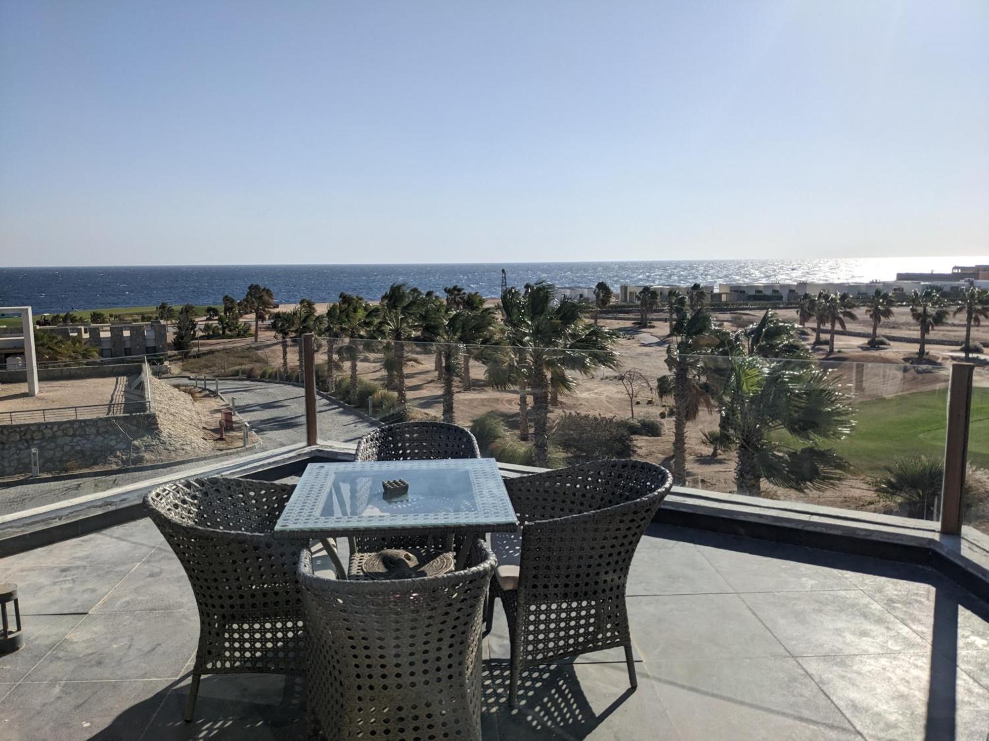 Sea & Golf Views 2br With Free & Pool Access * Hurghada